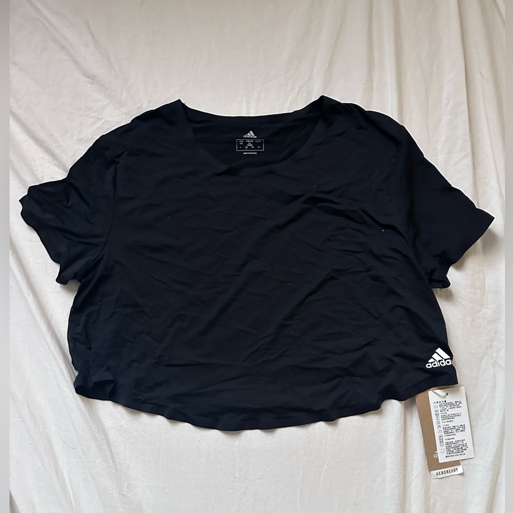 NWT adidas cropped sports tee